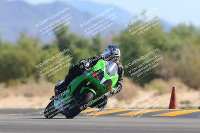 media/Nov-06-2022-SoCal Trackdays (Sun) [[208d2ccc26]]/Turn 7 Set 1 (1050am)/